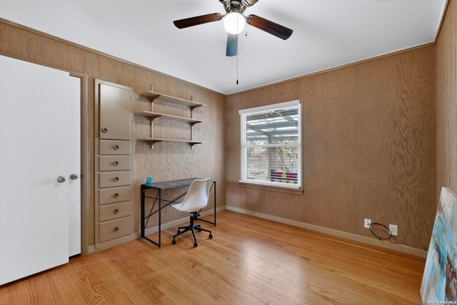 414 Sharon, San Antonio, TX 78216