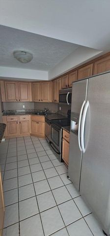 2425 Presidential Way 402, West Palm Beach, FL 33401
