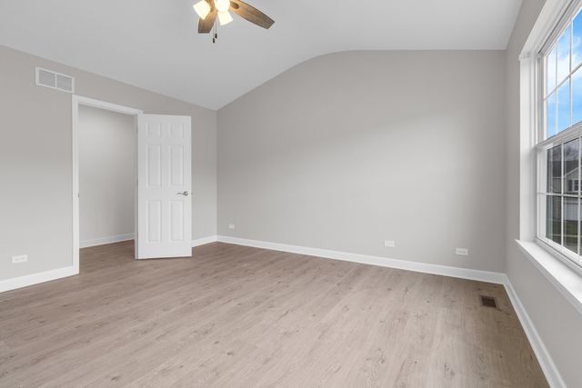 682 Silk Oak Lane, Crystal Lake, IL 60014