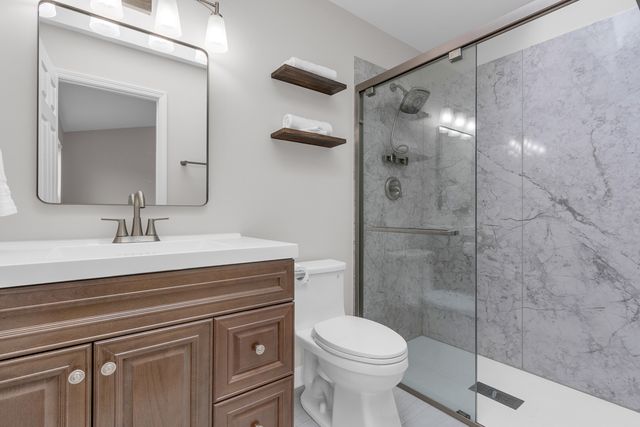 682 Silk Oak Lane, Crystal Lake, IL 60014