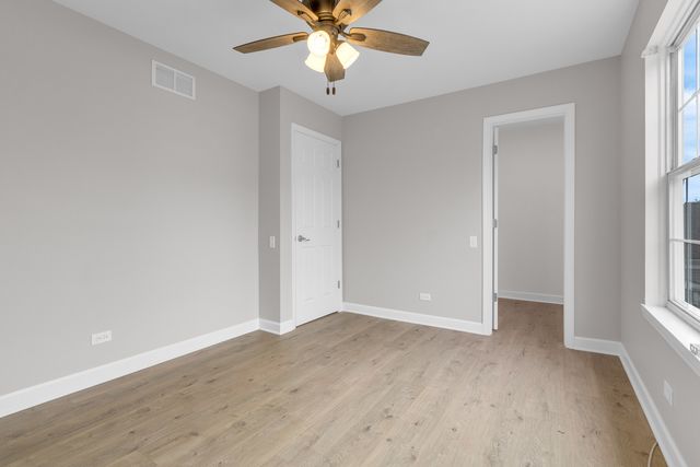 682 Silk Oak Lane, Crystal Lake, IL 60014