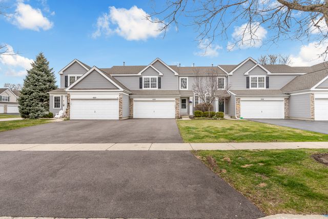 682 Silk Oak Lane, Crystal Lake, IL 60014