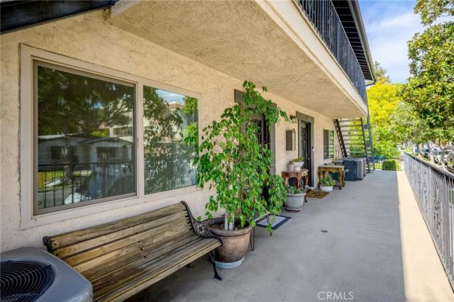 823 E Wilson Avenue C, Glendale, CA 91206