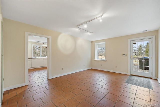 948 Craigville Road, Chester, NY 10918