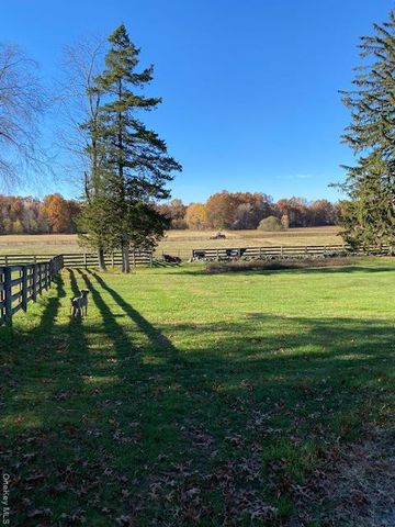 948 Craigville Road, Chester, NY 10918