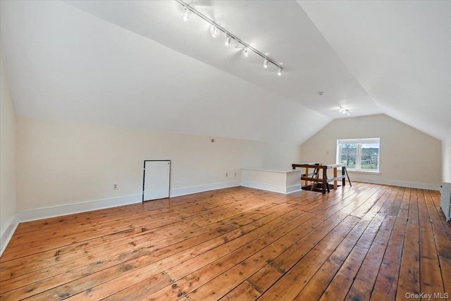 948 Craigville Road, Chester, NY 10918