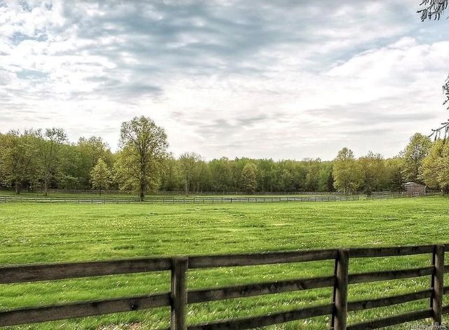 948 Craigville Road, Chester, NY 10918