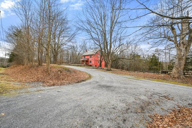 948 Craigville Road, Chester, NY 10918