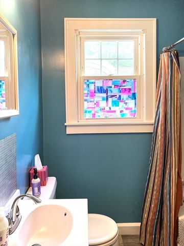 13 West Street, Deerfield, MA 01373
