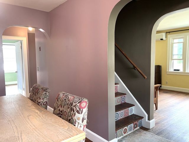 13 West Street, Deerfield, MA 01373