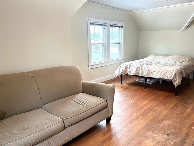 13 West Street, Deerfield, MA 01373