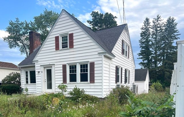 13 West Street, Deerfield, MA 01373