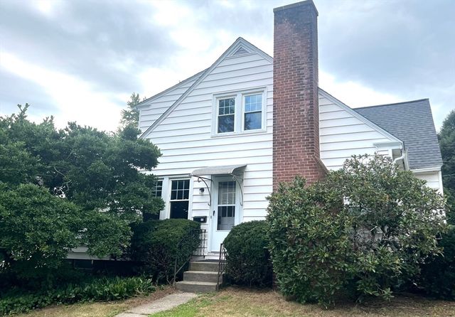 13 West Street, Deerfield, MA 01373
