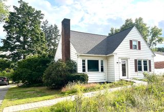 13 West Street, Deerfield, MA 01373