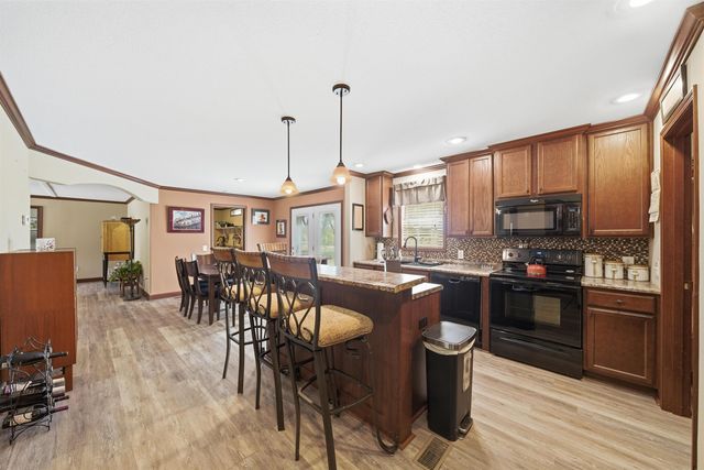 14370 SW Phyllis Rd, Rose Hill, KS 67133