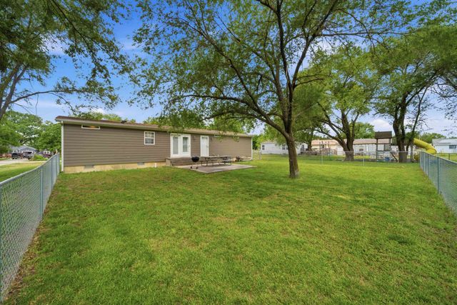 14370 SW Phyllis Rd, Rose Hill, KS 67133