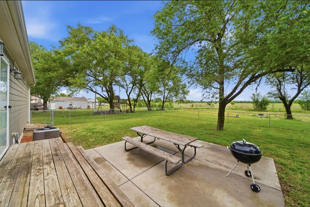 14370 SW Phyllis Rd, Rose Hill, KS 67133
