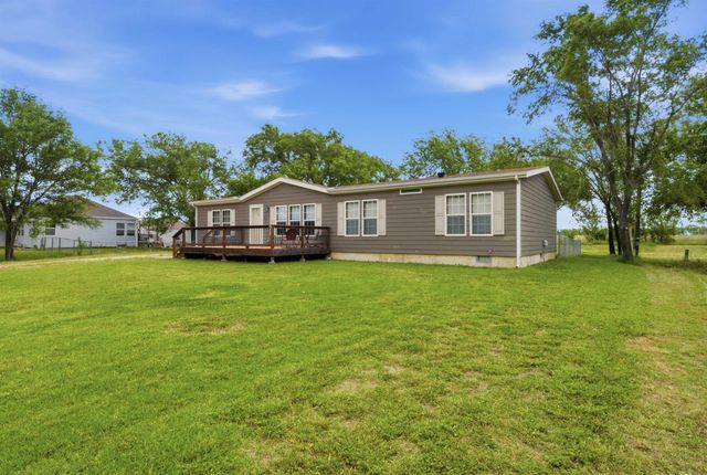 14370 SW Phyllis Rd, Rose Hill, KS 67133
