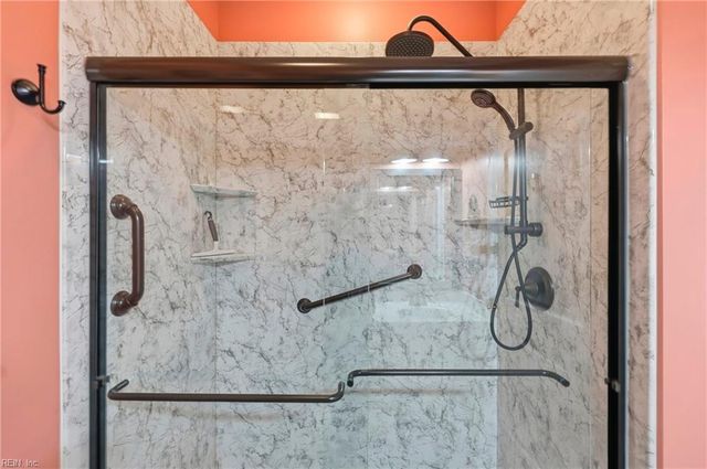 110 Villa DR, Smithfield, VA 23430