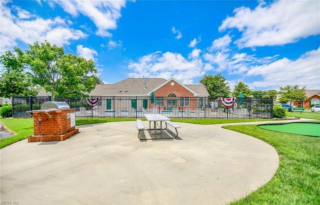 110 Villa DR, Smithfield, VA 23430