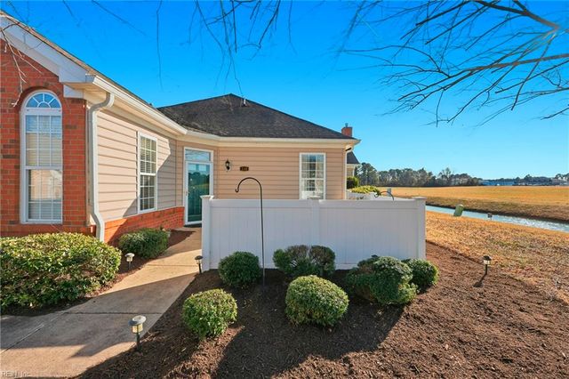 110 Villa DR, Smithfield, VA 23430