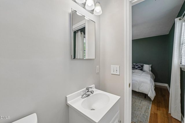 616 Maple Lane, Raleigh, NC 27603