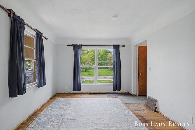 270 Garfield Avenue SW, Grand Rapids, MI 49504