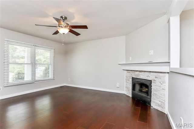 9 Briarhill Court, St Peters, MO 63376