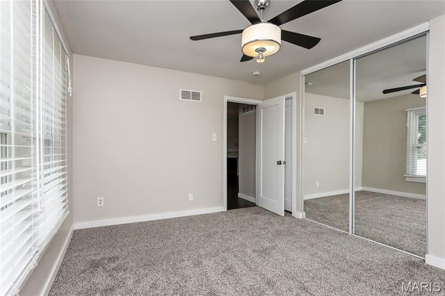 9 Briarhill Court, St Peters, MO 63376