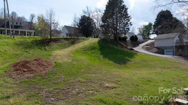 207 Catawba Avenue, Hickory, NC 28601