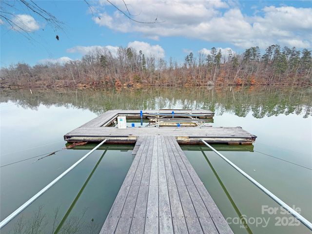 207 Catawba Avenue, Hickory, NC 28601