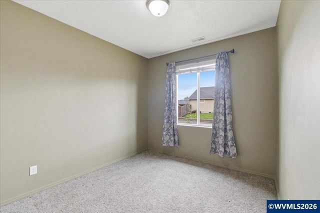 3389 21st Av SE, Albany, OR 97322