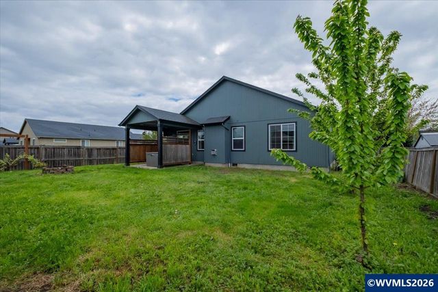 3389 21st Av SE, Albany, OR 97322