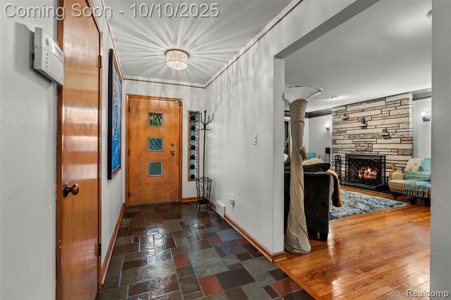 19945 Woodside Street, Harper Woods, MI 48225