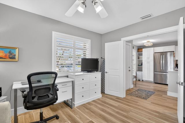 8871 Warwick Drive, Boca Raton, FL 33433