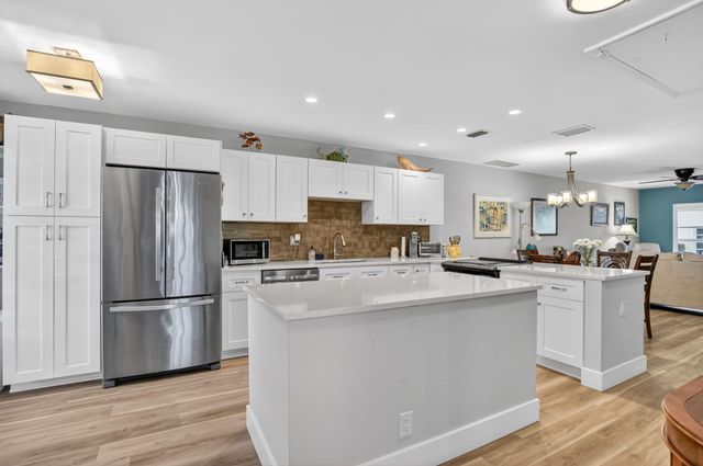 8871 Warwick Drive, Boca Raton, FL 33433