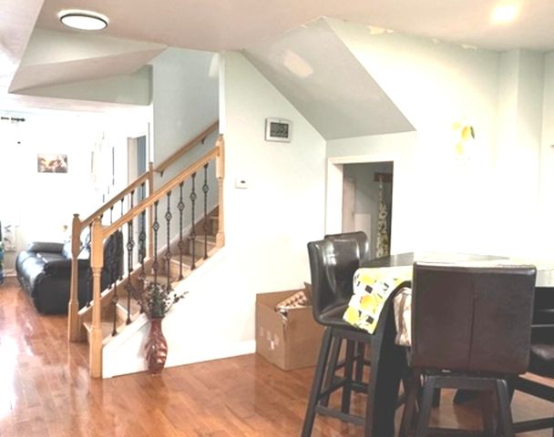 307 Mills Road, Joliet, IL 60433