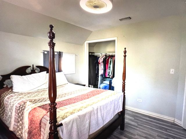 307 Mills Road, Joliet, IL 60433