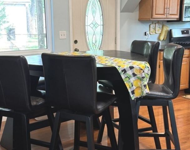 307 Mills Road, Joliet, IL 60433