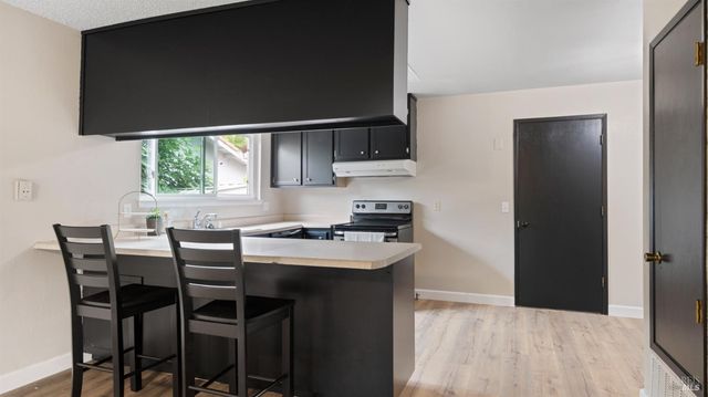 257 Holly Dr, Fairfield, CA 94533