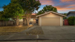 257 Holly Dr, Fairfield, CA 94533
