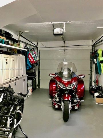 4908 NW 47th Ter, Tamarac, FL 33319