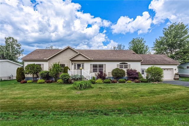 128 Pazdur Boulevard South, Westmoreland, NY 13440