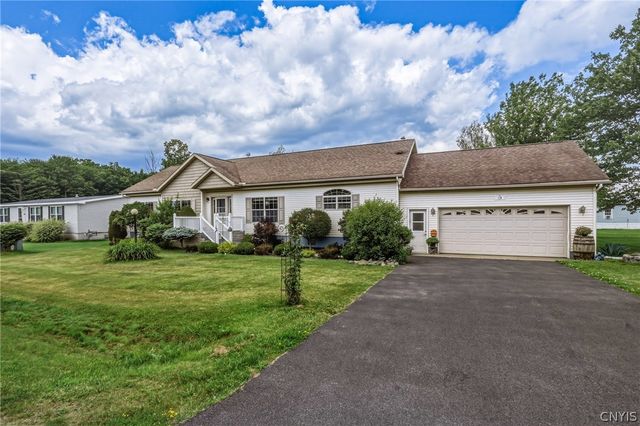 128 Pazdur Boulevard South, Westmoreland, NY 13440