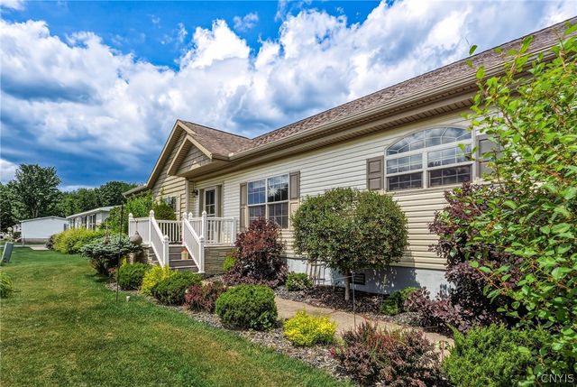 128 Pazdur Boulevard South, Westmoreland, NY 13440