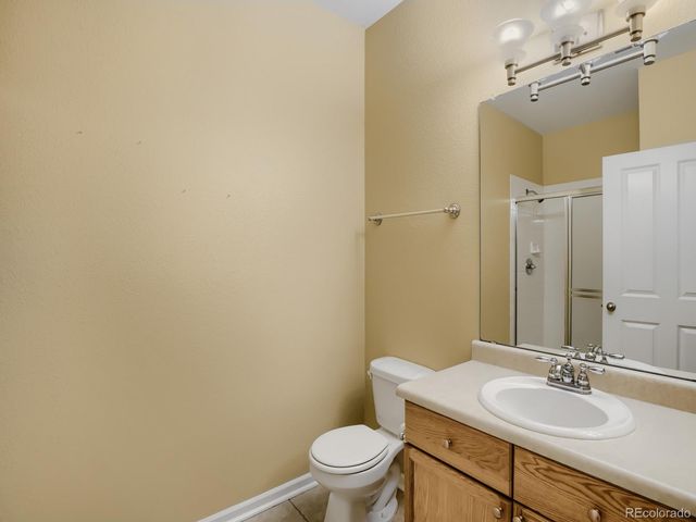 4045 S Crystal Circle 102, Aurora, CO 80014