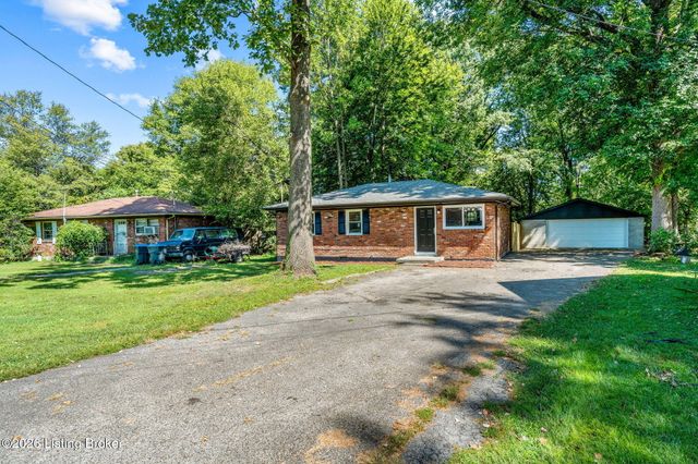 1119 Ireland Dr, Louisville, KY 40219