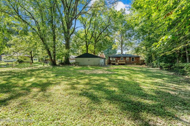 1119 Ireland Dr, Louisville, KY 40219