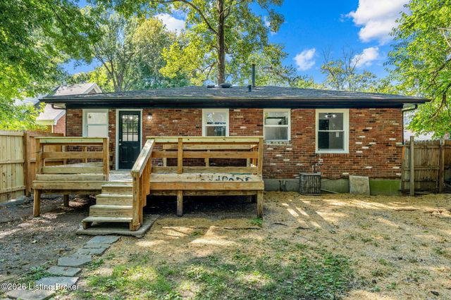 1119 Ireland Dr, Louisville, KY 40219