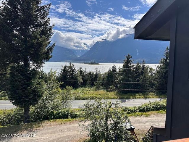 1138 Mud Bay Road, Haines, AK 99827